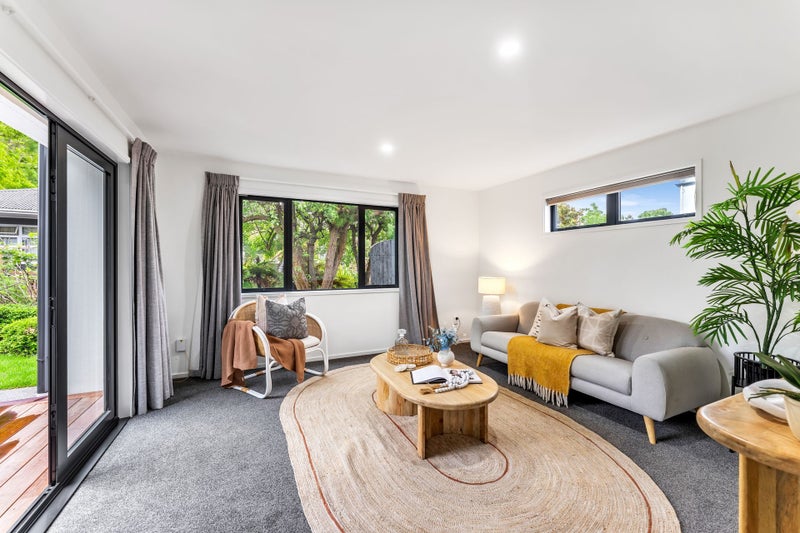 Renovated Brilliance in a Standout Spot64579615288451114