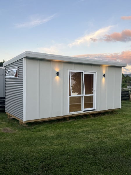 6m x2.4m Cabin Carousel 1