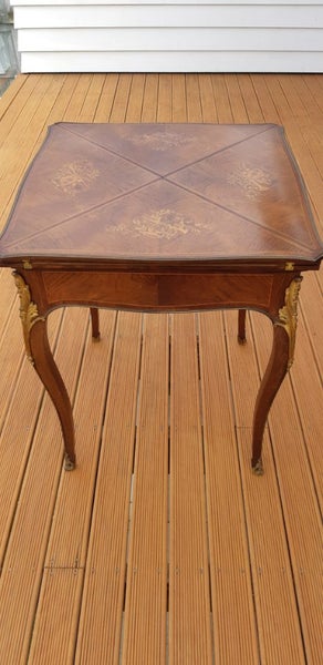 Edwards&Robert's Card Table Carousel 2