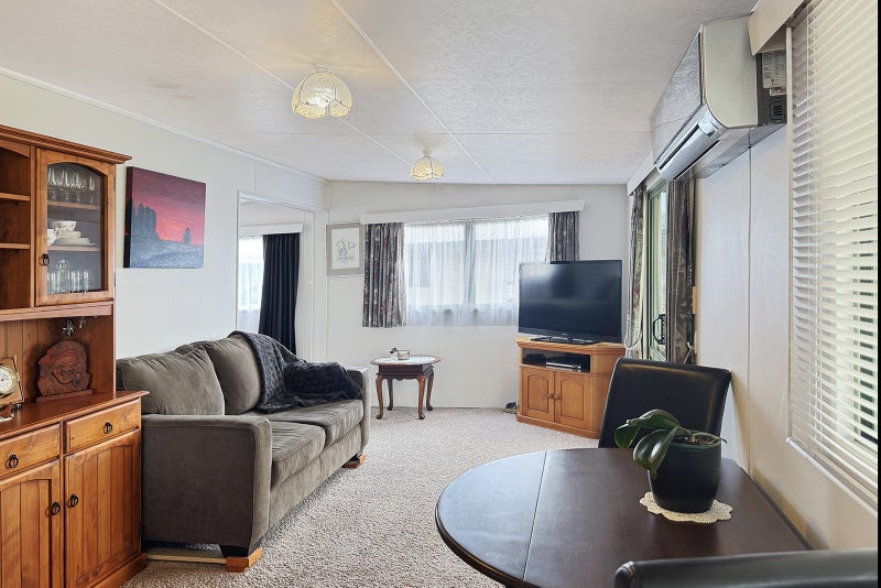 Hidden Village Delight64580519415425112