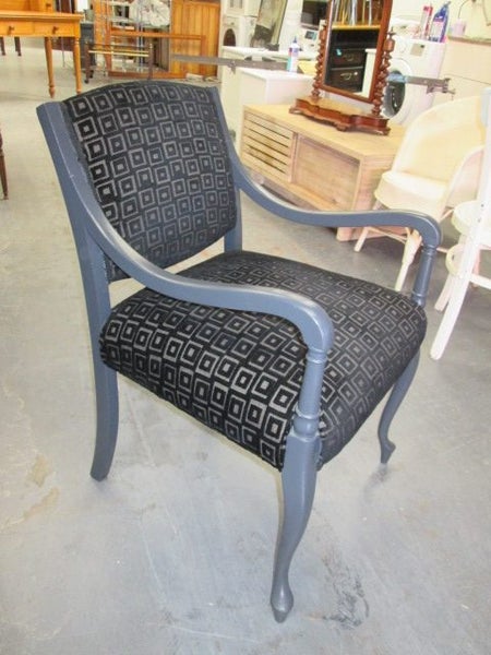 2204 OCCASIONAL CHAIR Carousel 2