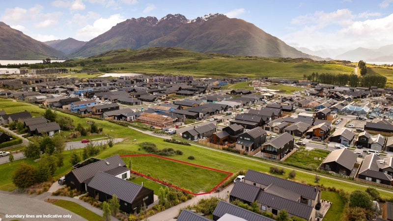 Elevated ridgeline corner site in Jack's Point!64592617081603112