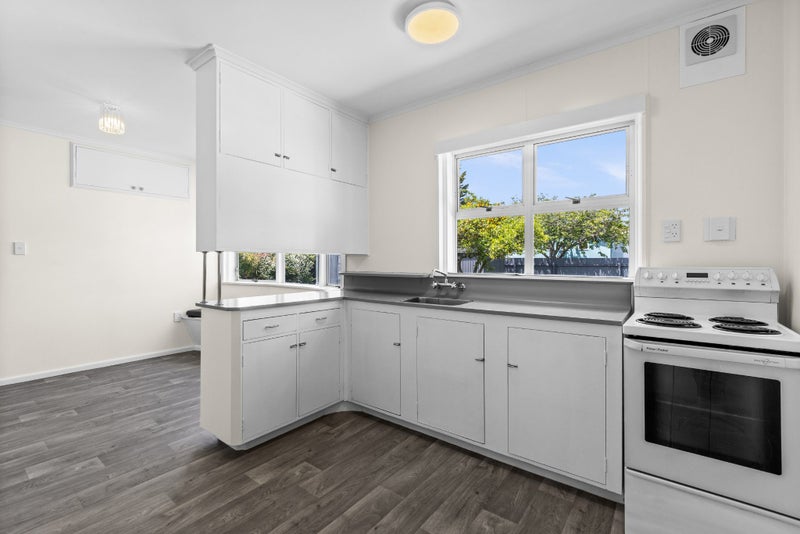 Move in Ready - Freshly updated64580818643970113