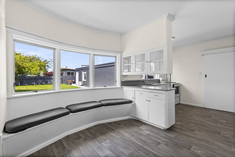 Move in Ready - Freshly updated64580818643970114