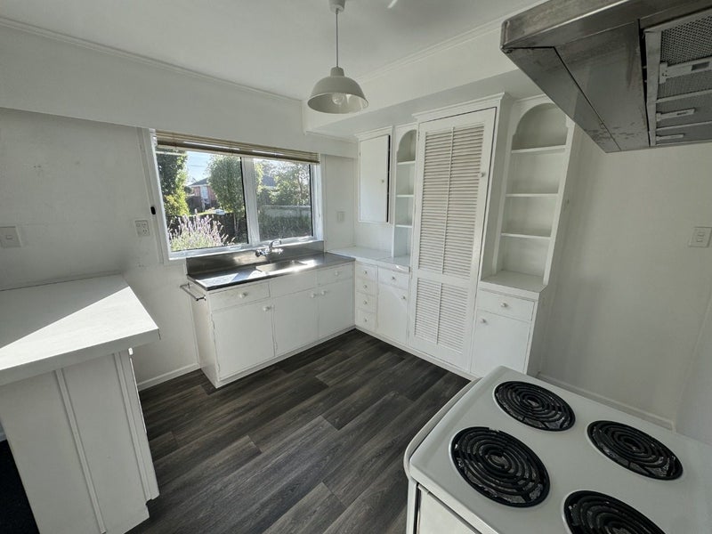 Waikanae, 2 bedrooms64581517138178112