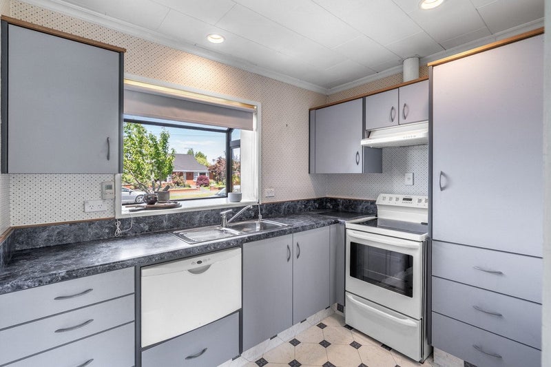 Warm, Welcoming, and Wonderfully Located64581613755651112