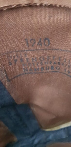 WW2 Hat... Carousel 4