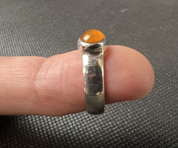 Vintage Sterling Silver & Amber Ring - Lot F399 Carousel 2