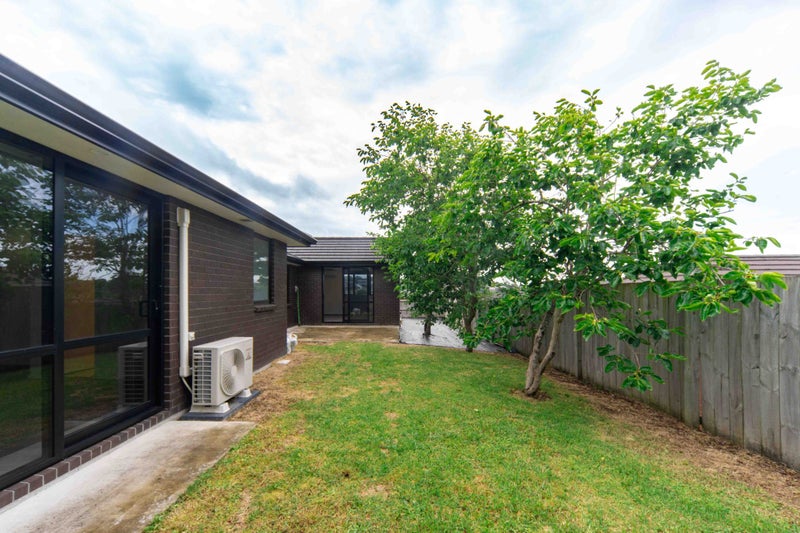 Glenview, 4 bedrooms64581820958209112