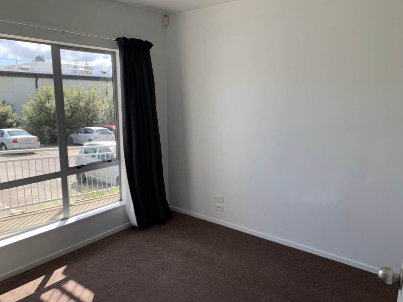 Stanmore Bay, 1 bedroom64582012964226112