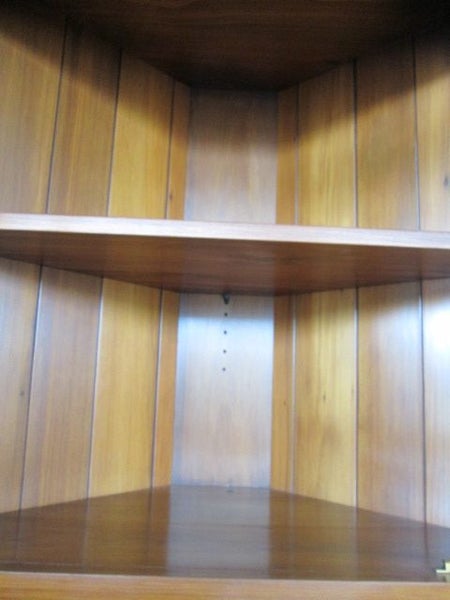 2219 QUALITY CORNER DISPLAY CABINET Carousel 6