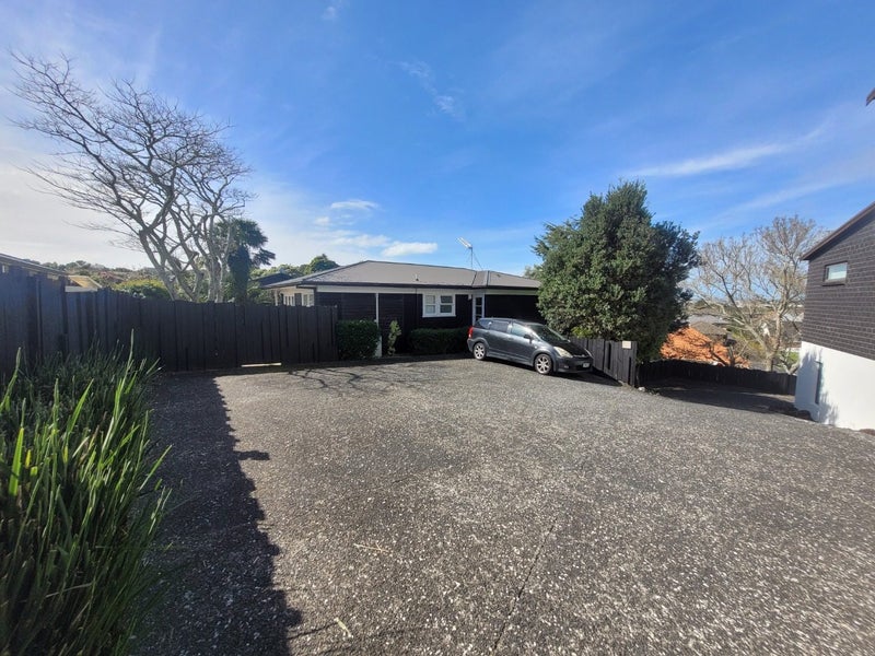 Onehunga, 5 bedrooms64582221060097111