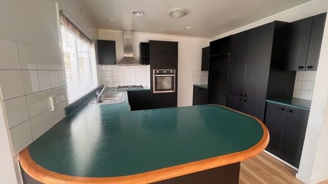 Johnsonville, 4 bedrooms64582221040001112