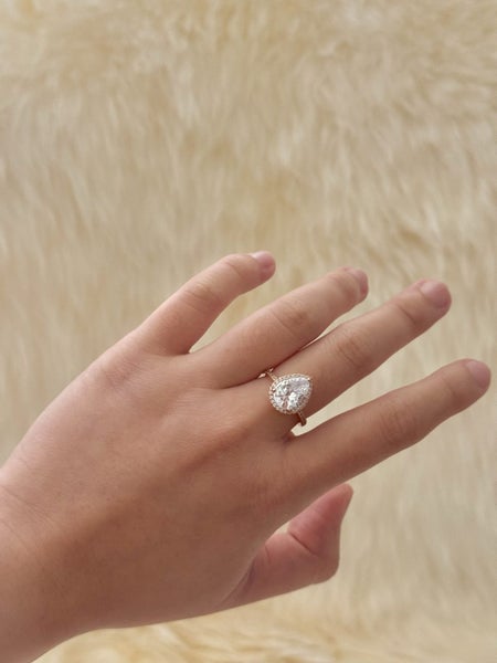 Pandora Rose Radiant Teardrop Ring Carousel 4