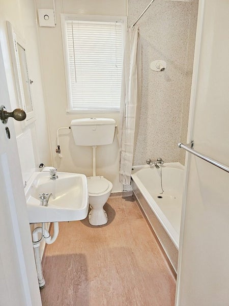 Foxton, 2 bedrooms64582428080129113