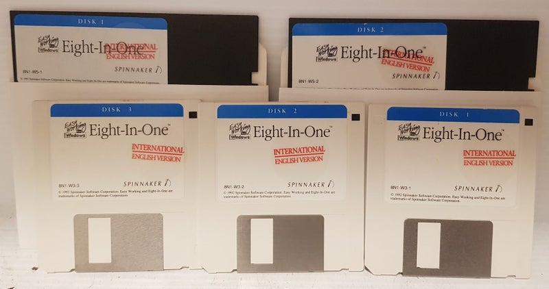 VINTAGE - EIGHT-IN-ONE ON 2x 5.25" AND 3x 3.5" FLOPPY DISKS Carousel 3