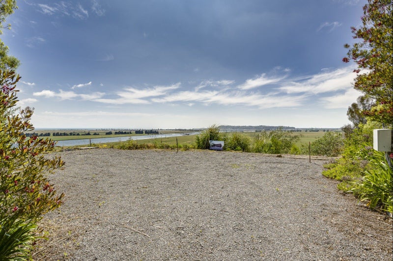 Your next chapter rises with the sun64582819208322113