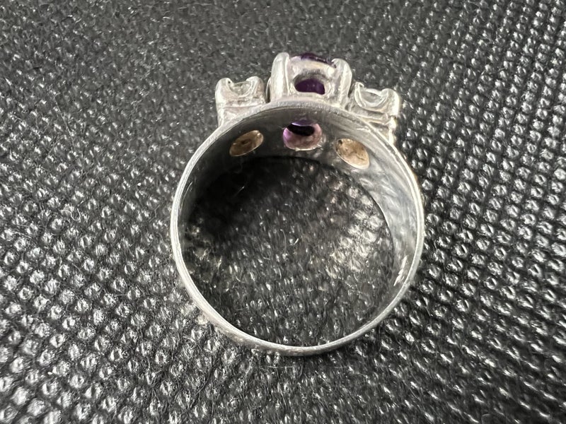 Vintage Sterling Silver & Amethyst Ring - Lot F400 Carousel 6