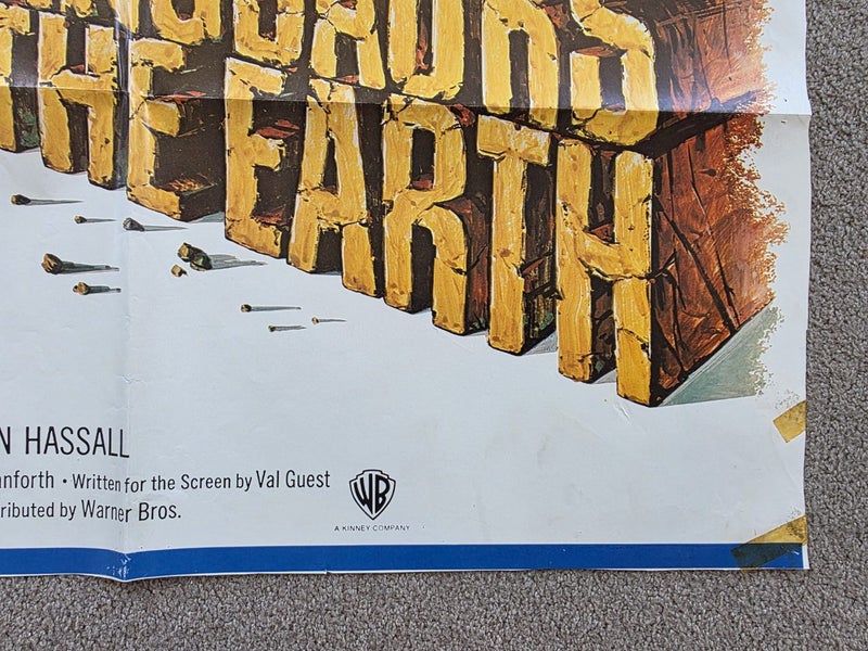 When Dinosaurs Ruled the Earth 1970 Onesheet Poster used in NZ Theatres Carousel 9