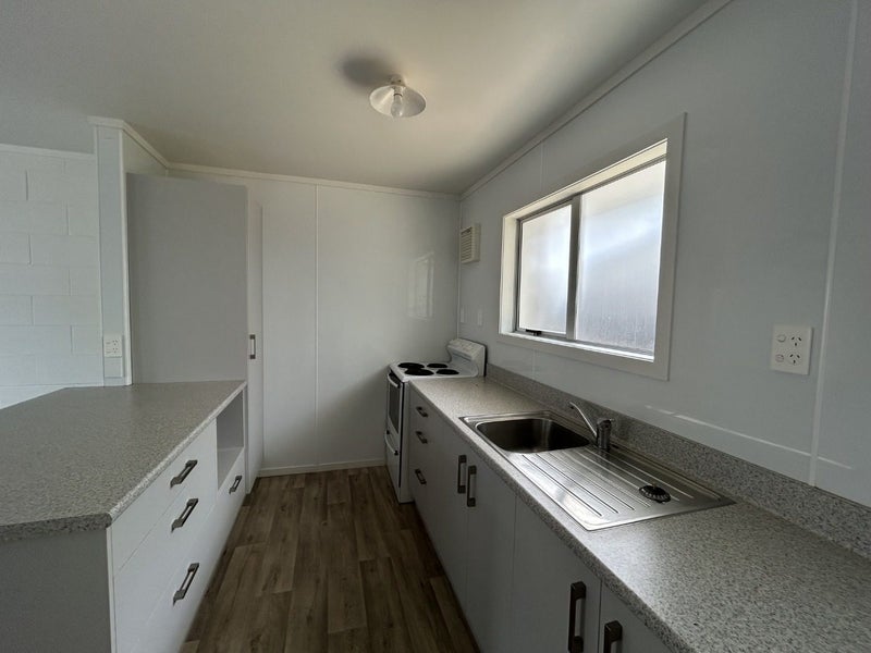 Hamilton East, 1 bedroom64582916343939110