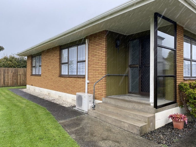 Kensington, 2 bedrooms64583106135553110