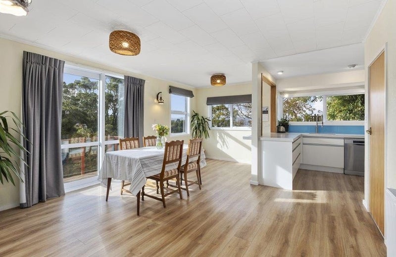 Khandallah, 5 bedrooms64583407391746114