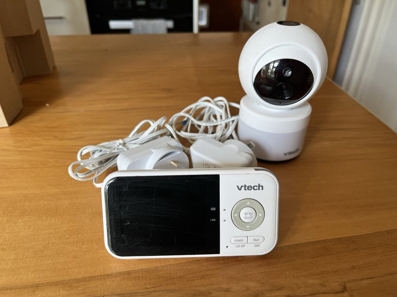 VTech Full Colour Pan and Tilt Video monitor64583519684738111