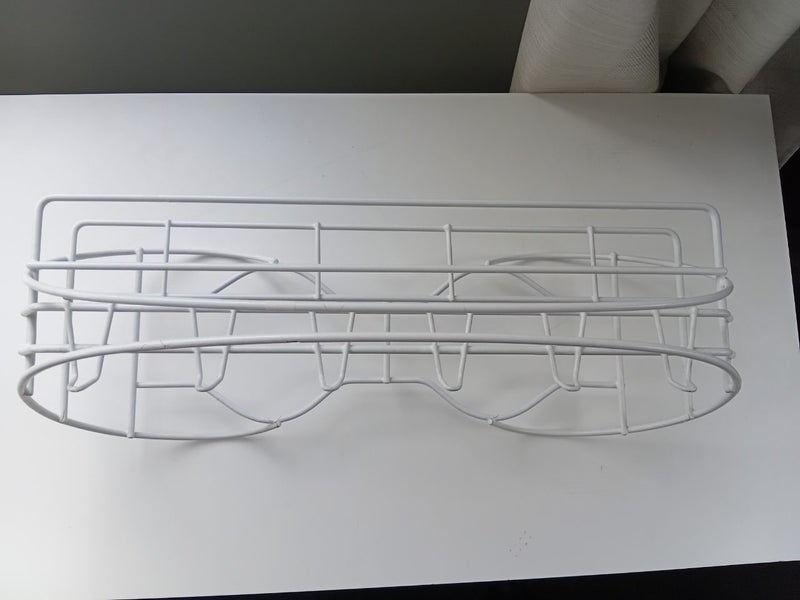 White Trio Crown Lyn Cup & Saucer Display Rack Carousel 8