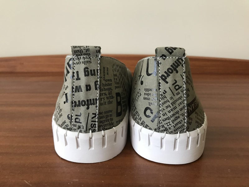 Tango's sage green leather flats size 10/4164583631991043112