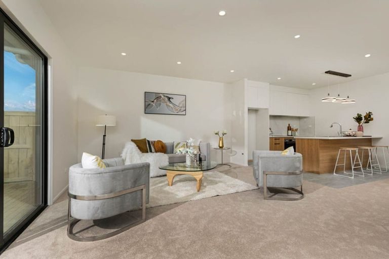 Millwater, 3 bedrooms64583801679363112