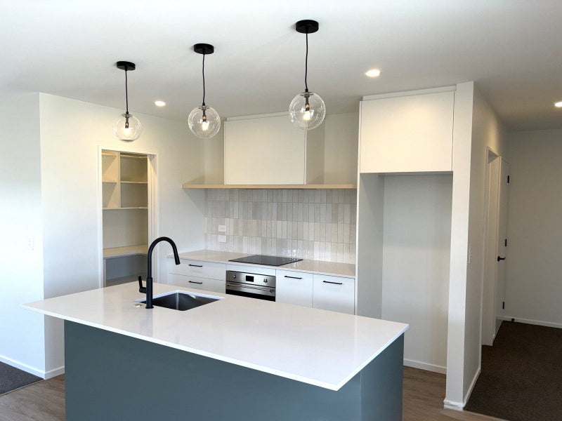 Woodend, 3 bedrooms64583703443201111