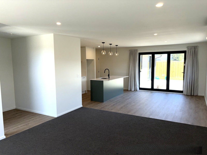 Woodend, 3 bedrooms64583703443201112