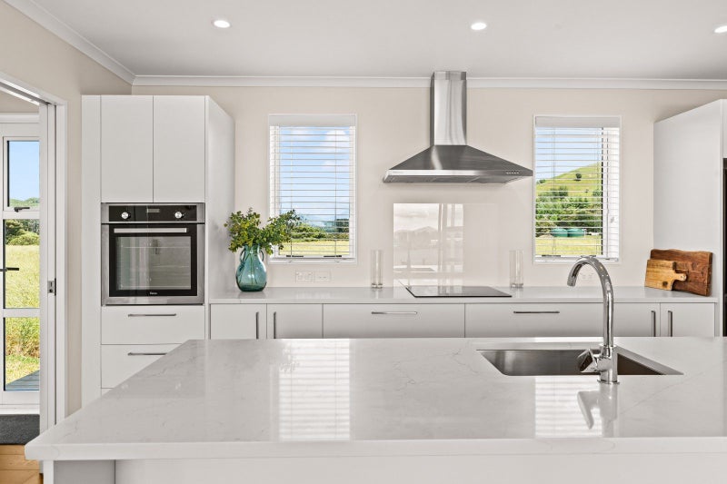 Life On The Edge Of Town64583900953987114