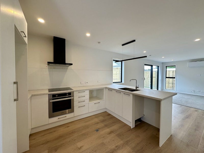 Naenae, 2 bedrooms64583901070723112