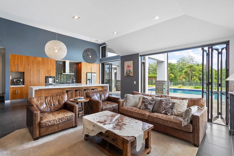 Space, Style & Resort Living with Swimming Pool64661357804034113