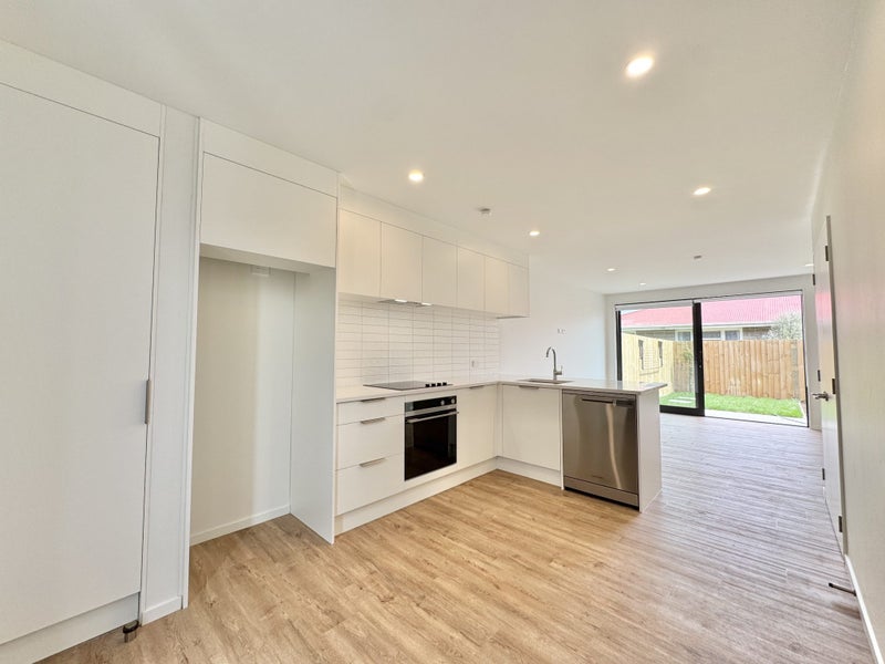 Addington, 2 bedrooms64583999779969111