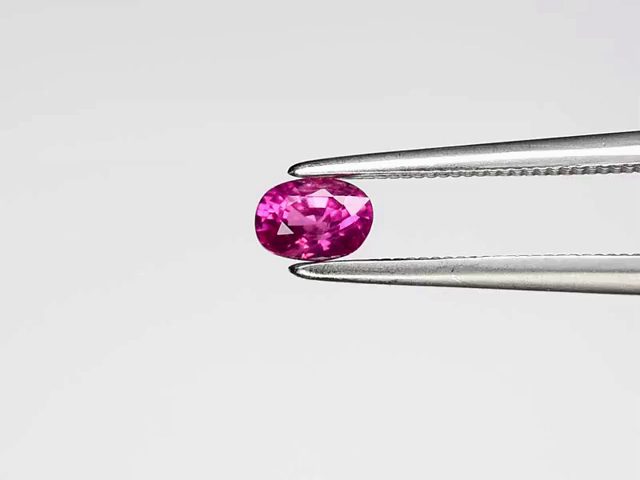 $1 RES * Buy Now $1100.00 * 0.41ct Oval Pinkish Purple SAPPHIRE Loose Gemstone Carousel 2