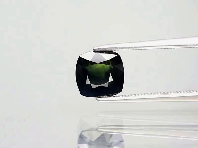 $1 RES * Buy Now $1700.00 * 2.15ct Cushion AUSTRALIAN SAPPHIRE Loose Gemstone Carousel 2