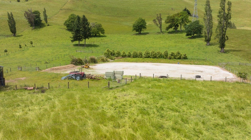 Country Road, Take Me Home64584099003394114