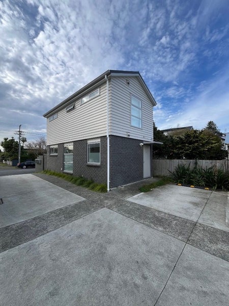 Te Atatu Peninsula, 2 bedrooms64584098989187110