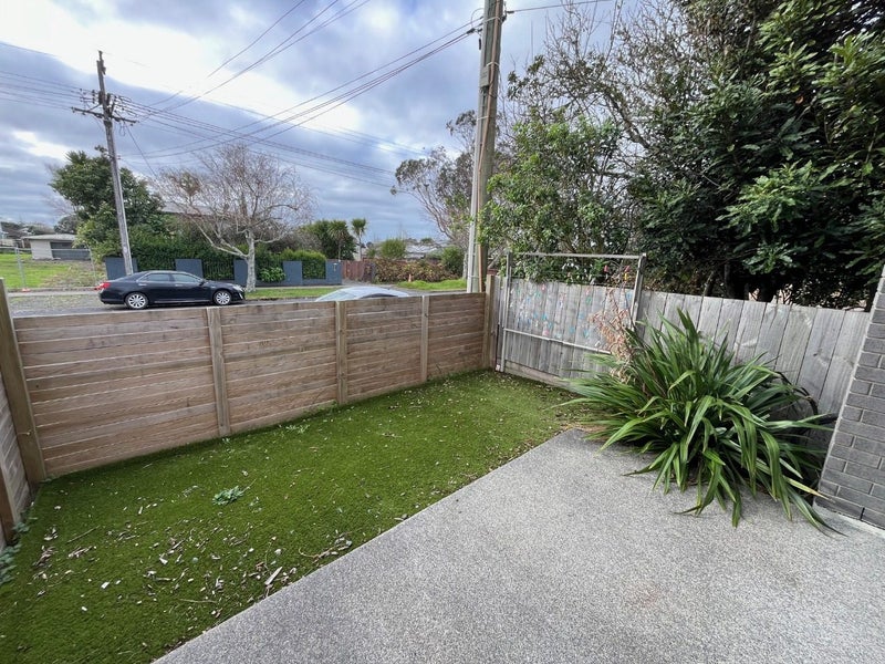 Te Atatu Peninsula, 2 bedrooms64584098989187112