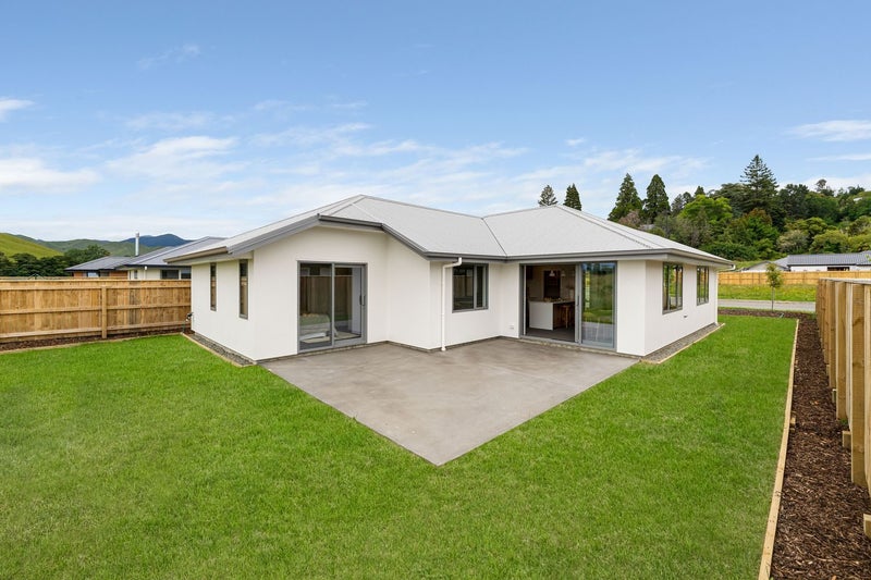 Brand new and beautiful64584297896961111