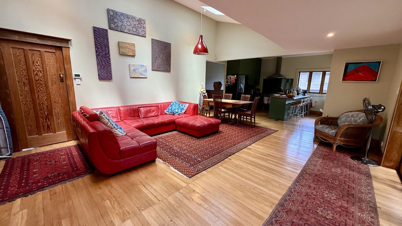 Mount Eden, 4 bedrooms64585102720514112