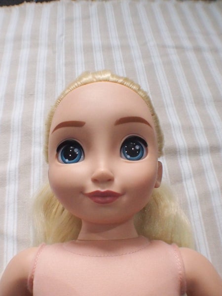 Disney ILY4ever Ariel Doll Carousel 2