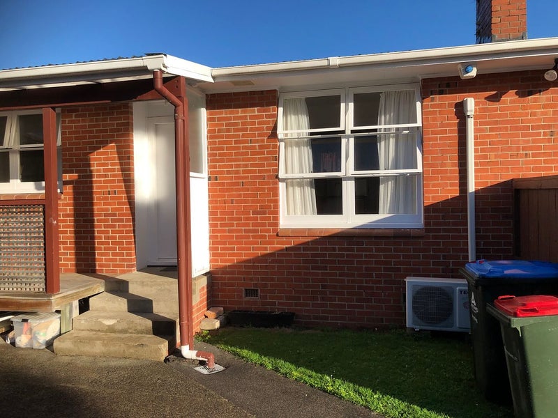 Epsom, 2 bedrooms64585102739842110