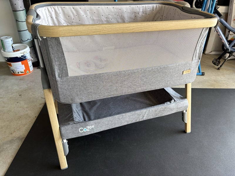 Baby cot - co-sleeper - Tutti Bambini Cozee Carousel 1