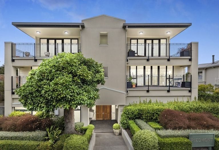 Thorndon, 3 bedrooms64585487487745111