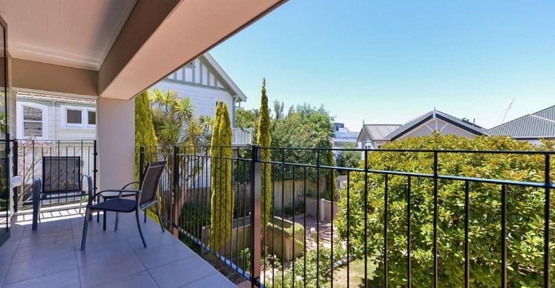 Thorndon, 3 bedrooms64585487487745112