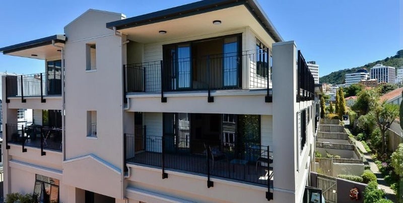 Thorndon, 3 bedrooms64585487487745113