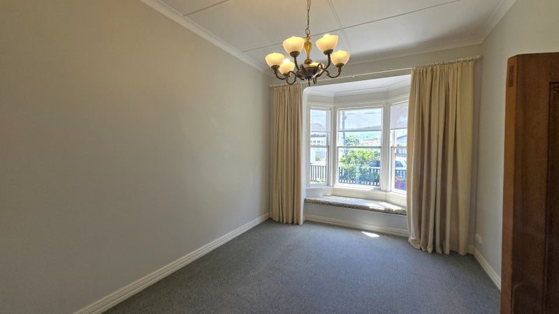 Petone, 4 bedrooms64585885829121113